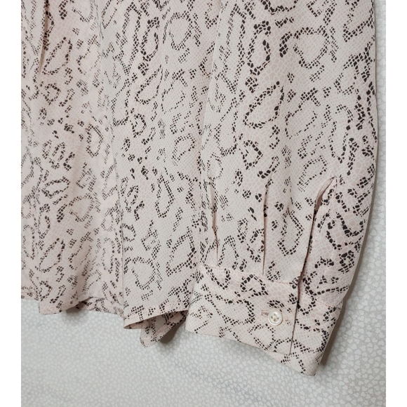 Joie Peterson B Pink Silk Snake Skin Print Top XS - Picture 7 of 8